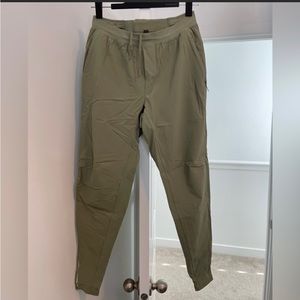Lululemon Men’s joggers.Never worn.Like new condition.Size medium.Light green